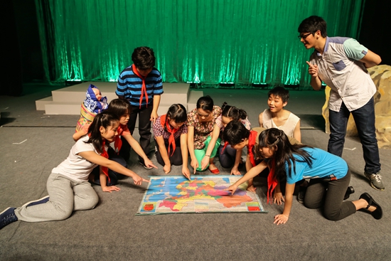 图为公益话剧《牵挂》剧照。孙潇 供图