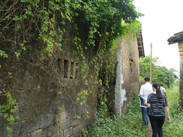 目前,该团队完成了对揭阳市惠来县葵潭镇石田村和门口葛村的调研并